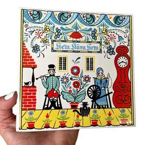 Vintage Berggren Trayner Swedish Tile Folk Art Trivet Ceramic Hand Screened READ